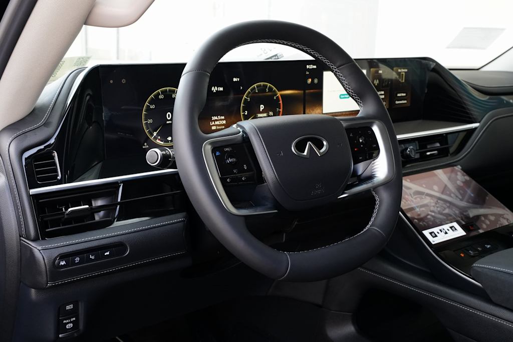 Thumbnail: 2025 INFINITI QX80 - 14