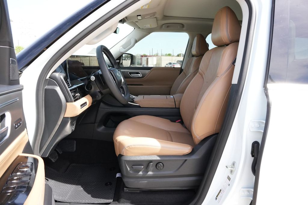 Thumbnail: 2026 INFINITI QX80 - 11