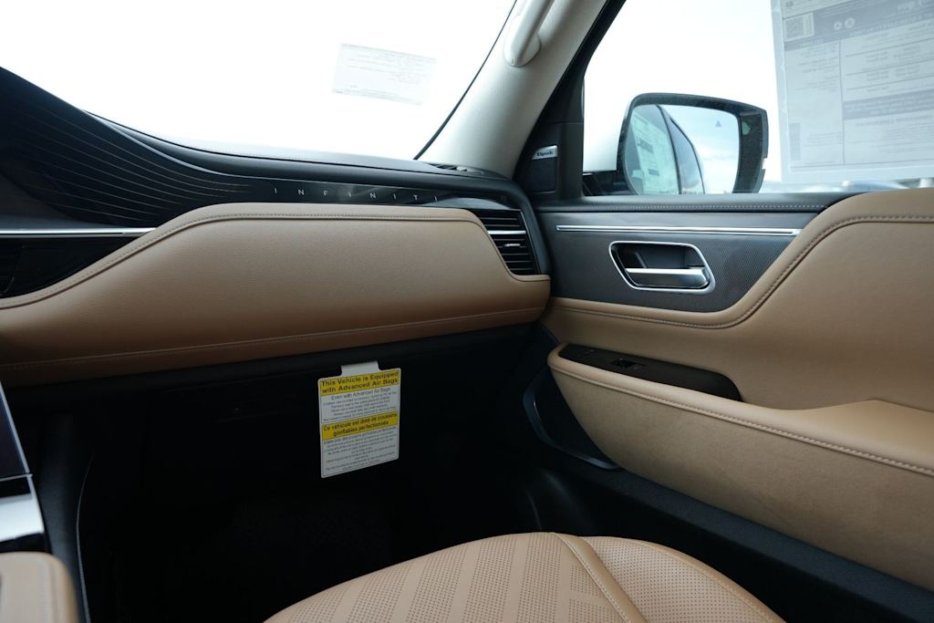 Thumbnail: 2027 INFINITI QX80 - 20