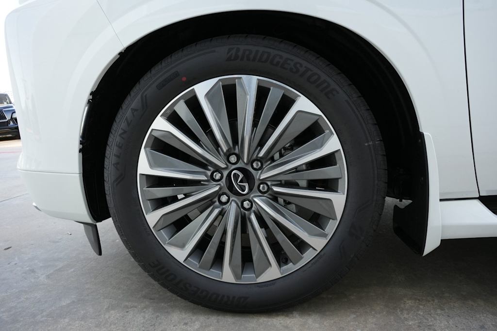 Thumbnail: 2026 INFINITI QX80 - 8