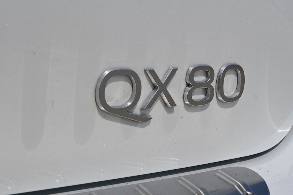 Thumbnail: 2026 INFINITI QX80 - 7