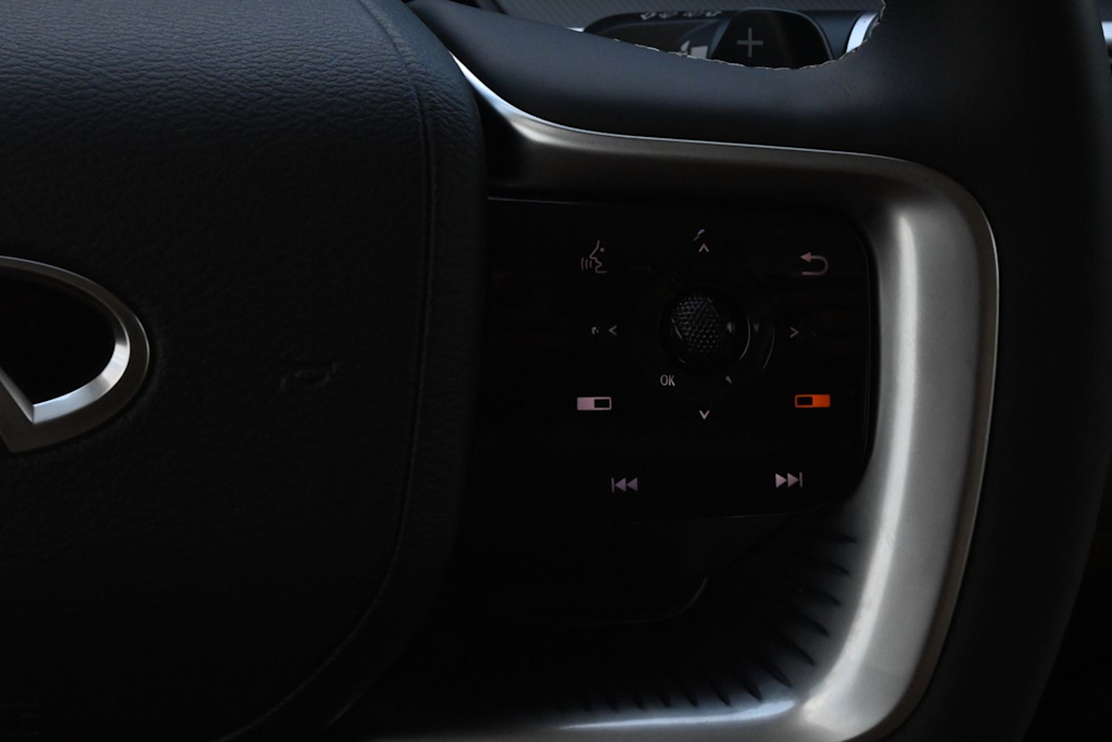 Thumbnail: 2026 INFINITI QX80 - 24
