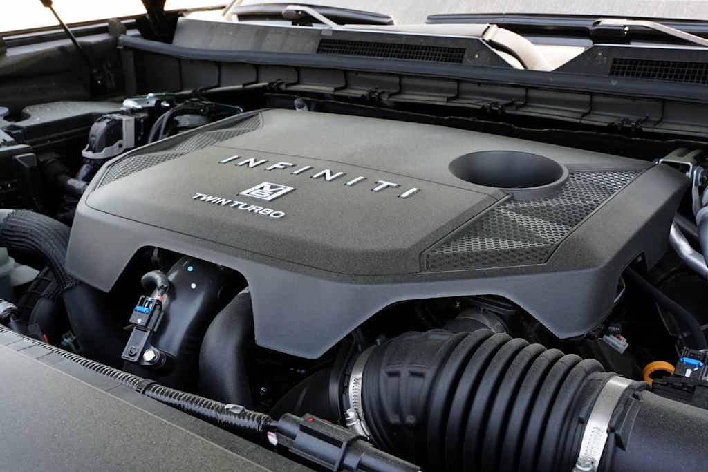 Thumbnail: 2025 INFINITI QX80 - 9