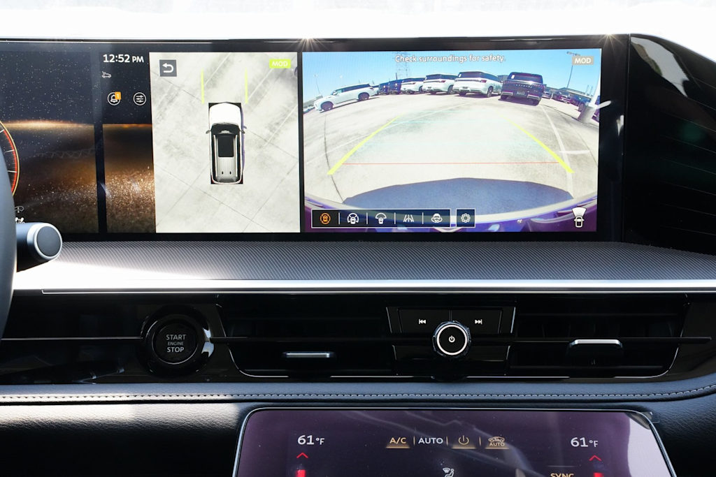 Thumbnail: 2025 INFINITI QX80 - 23