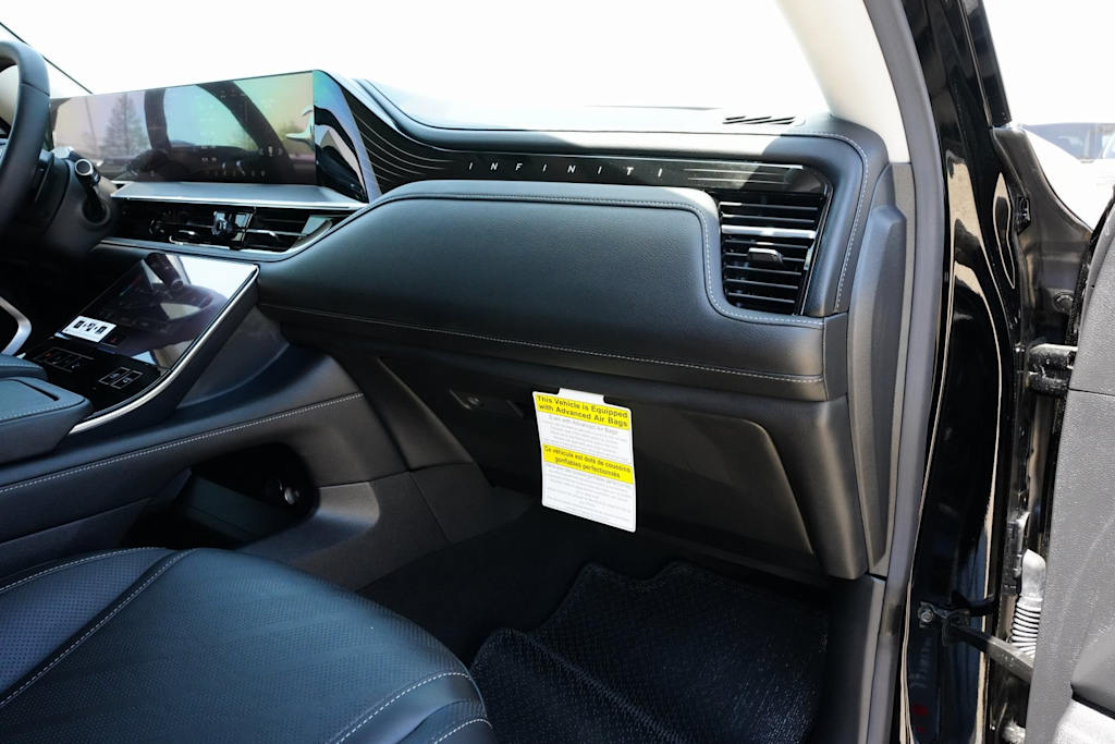 Thumbnail: 2025 INFINITI QX80 - 26