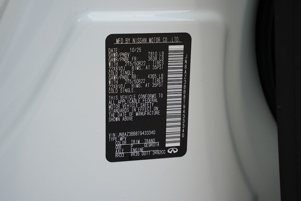 Thumbnail: 2026 INFINITI QX80 - 18