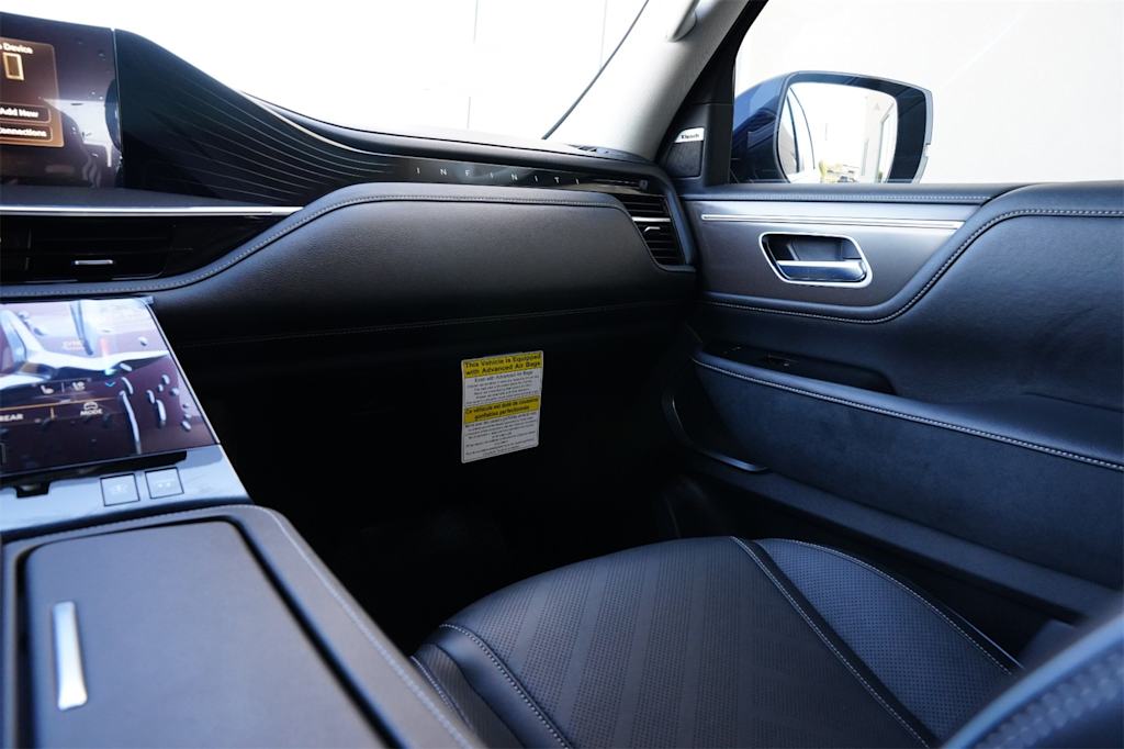 Thumbnail: 2025 INFINITI QX80 - 20