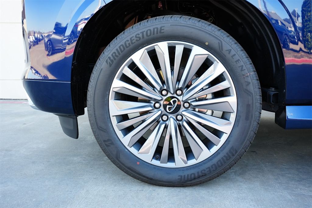 Thumbnail: 2025 INFINITI QX80 - 8