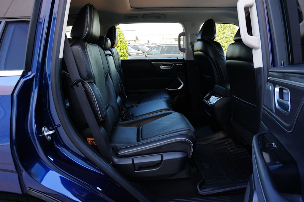 Thumbnail: 2025 INFINITI QX80 - 26