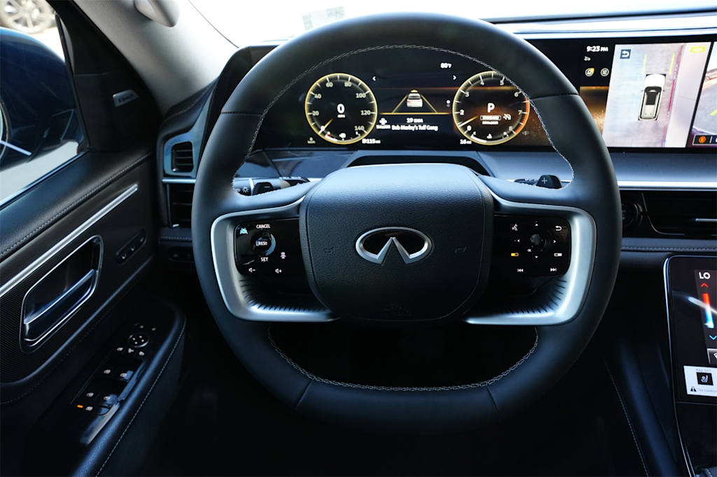 Thumbnail: 2025 INFINITI QX80 - 9