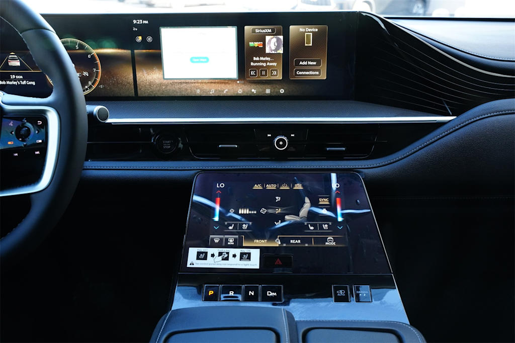 Thumbnail: 2025 INFINITI QX80 - 14