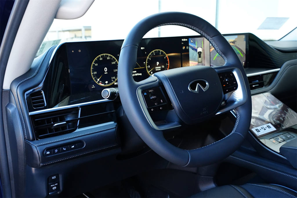 Thumbnail: 2025 INFINITI QX80 - 13