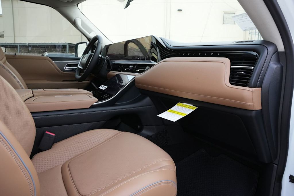 Thumbnail: 2026 INFINITI QX80 - 14