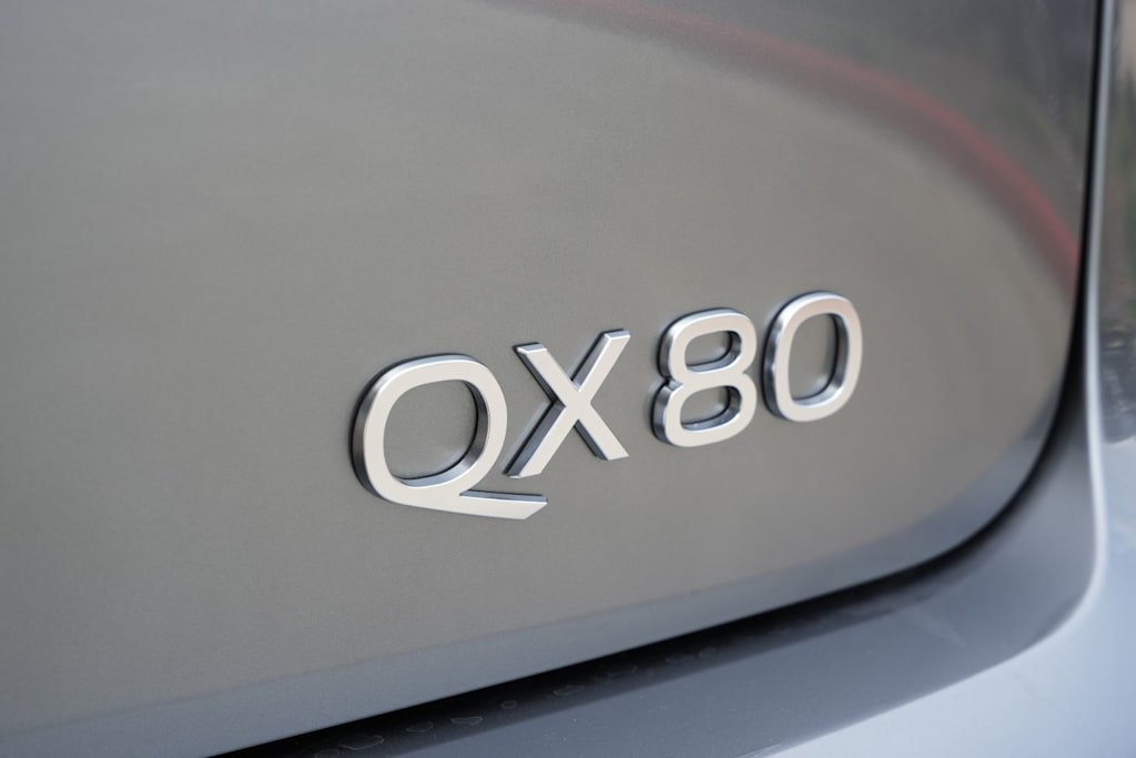 Thumbnail: 2026 INFINITI QX80 - 6