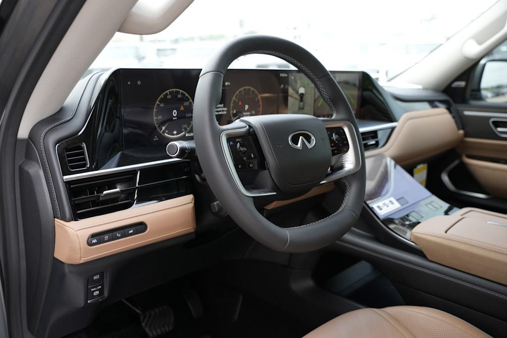Thumbnail: 2026 INFINITI QX80 - 13