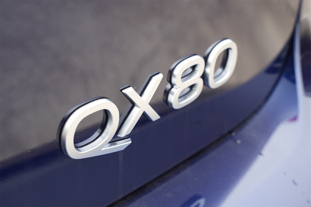 Thumbnail: 2025 INFINITI QX80 - 7