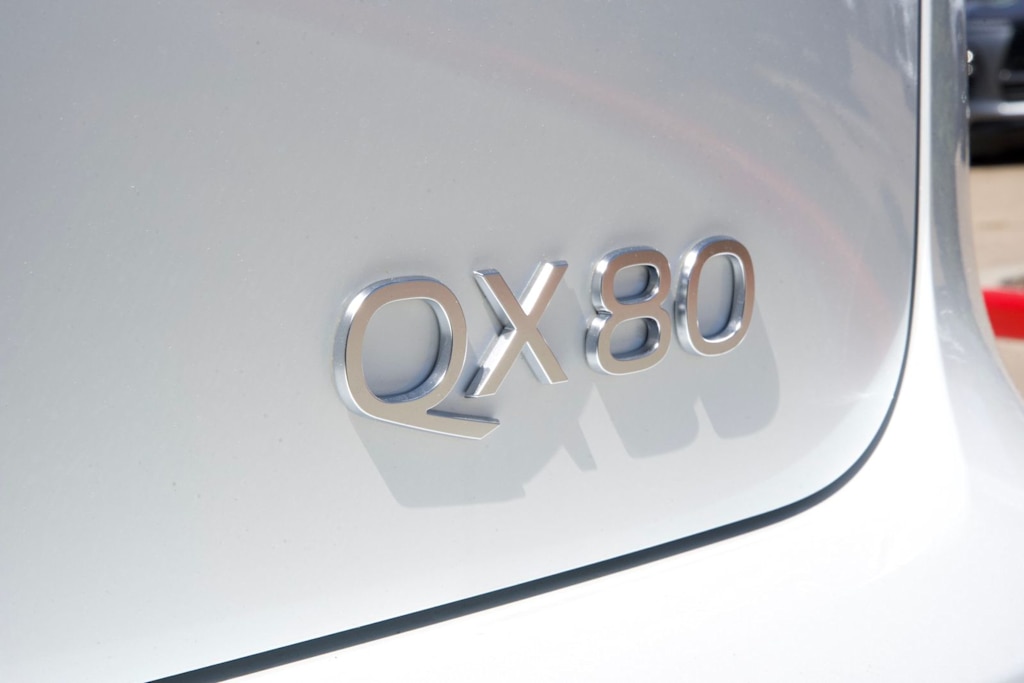 Thumbnail: 2026 INFINITI QX80 - 7