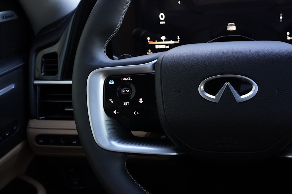 Thumbnail: 2025 INFINITI QX80 - 22