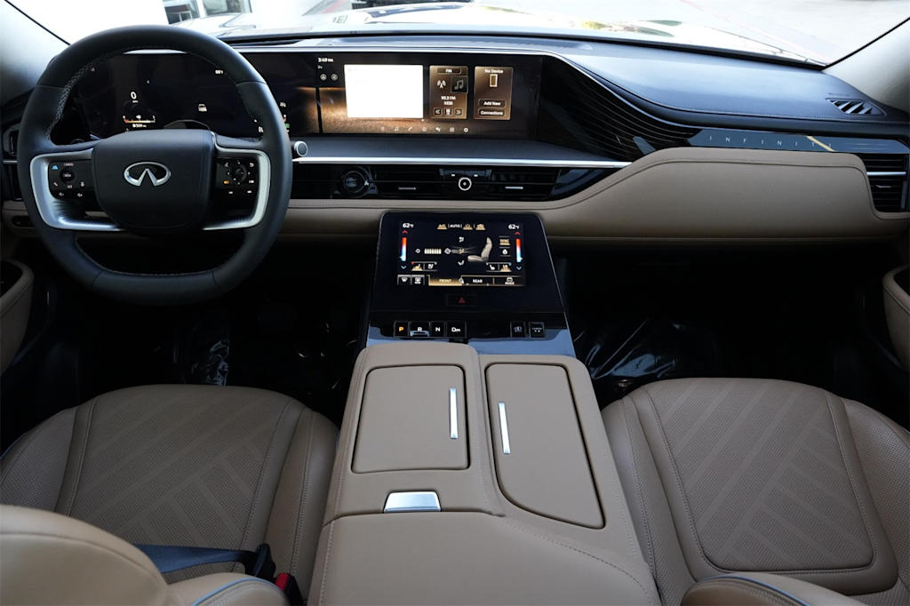 Thumbnail: 2025 INFINITI QX80 - 2