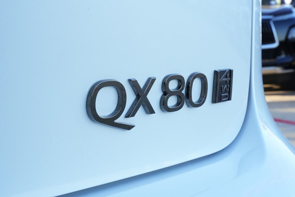 Thumbnail: 2026 INFINITI QX80 - 7