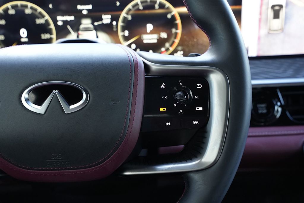 Thumbnail: 2026 INFINITI QX80 - 21