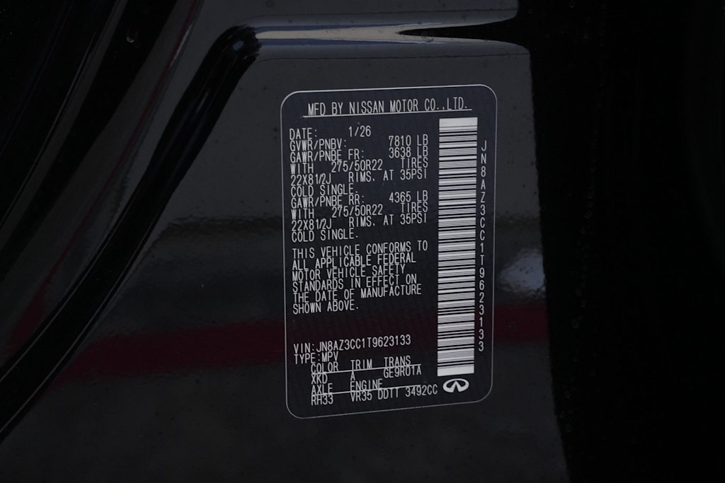 Thumbnail: 2026 INFINITI QX80 - 18