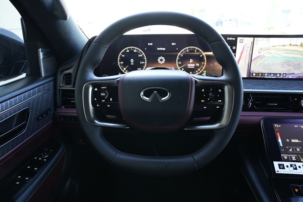 Thumbnail: 2026 INFINITI QX80 - 10
