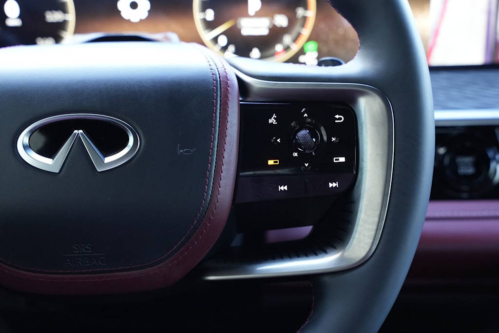 Thumbnail: 2026 INFINITI QX80 - 22