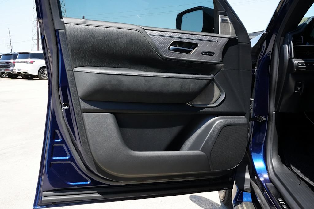 2025 INFINITI QX80 Autograph 24