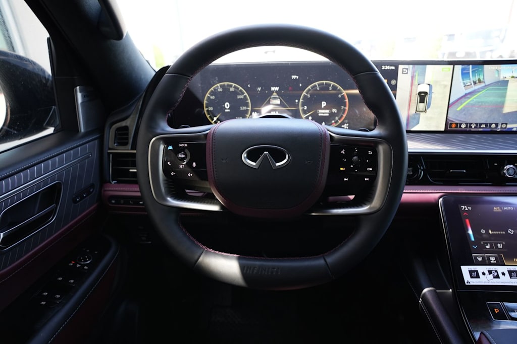 Thumbnail: 2026 INFINITI QX80 - 14