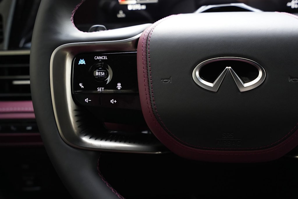 Thumbnail: 2026 INFINITI QX80 - 21
