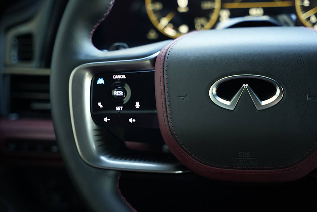 Thumbnail: 2026 INFINITI QX80 - 22