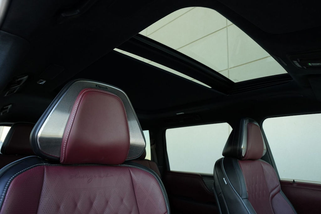 Thumbnail: 2026 INFINITI QX80 - 27
