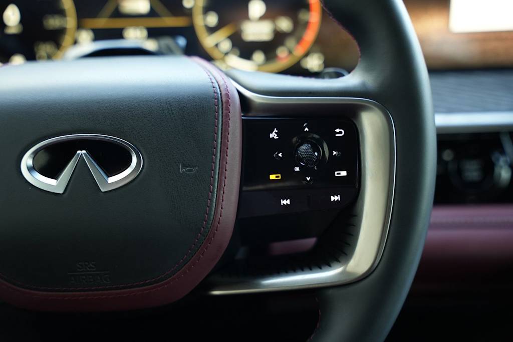 Thumbnail: 2026 INFINITI QX80 - 23