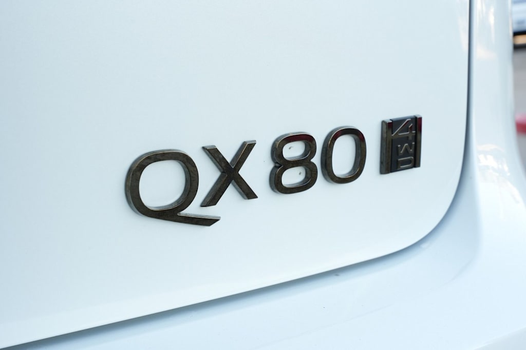 Thumbnail: 2026 INFINITI QX80 - 7