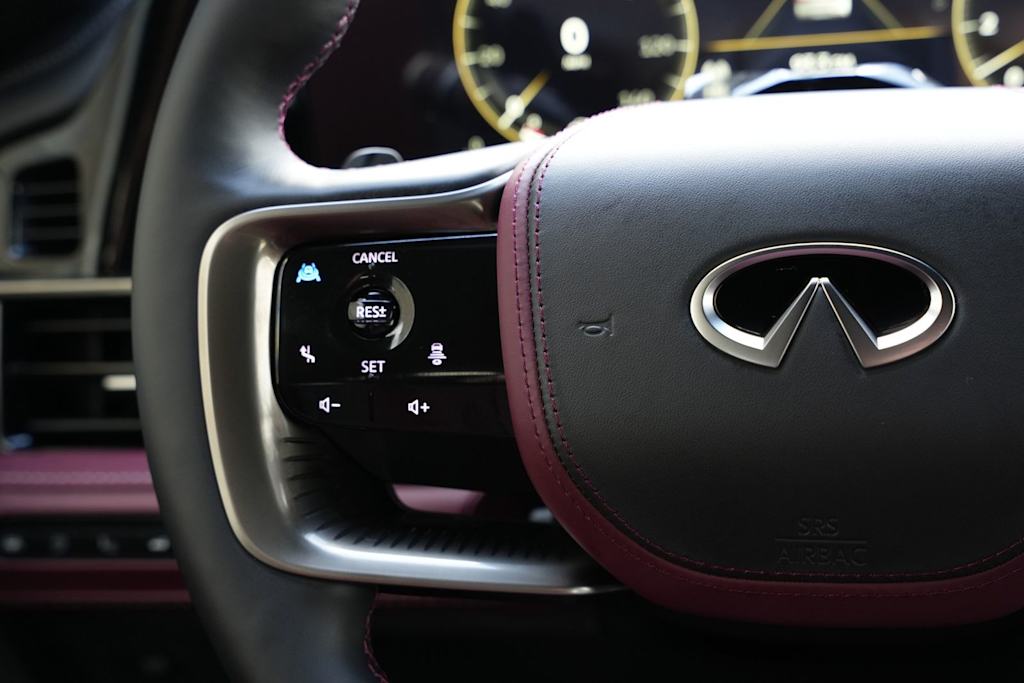 Thumbnail: 2026 INFINITI QX80 - 20