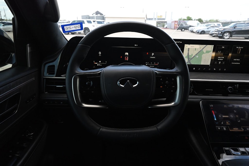 Thumbnail: 2025 INFINITI QX80 - 9