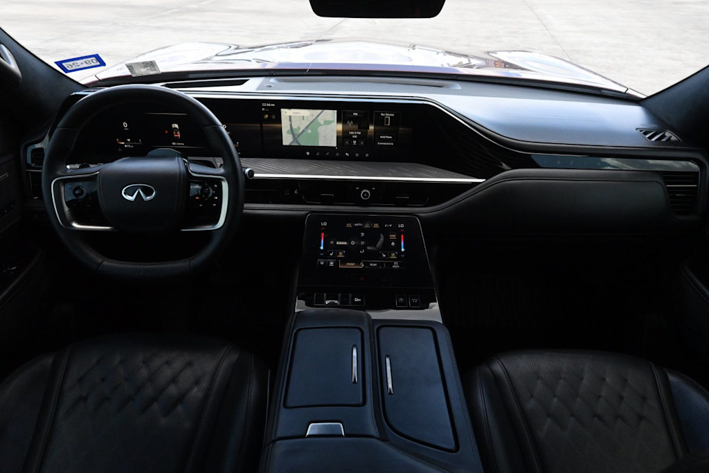 Thumbnail: 2025 INFINITI QX80 - 2