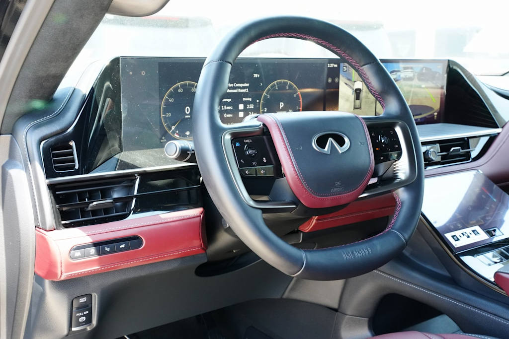 2025 INFINITI QX80 Autograph 9