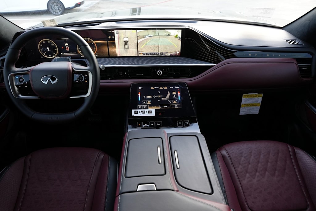 Thumbnail: 2027 INFINITI QX80 - 2