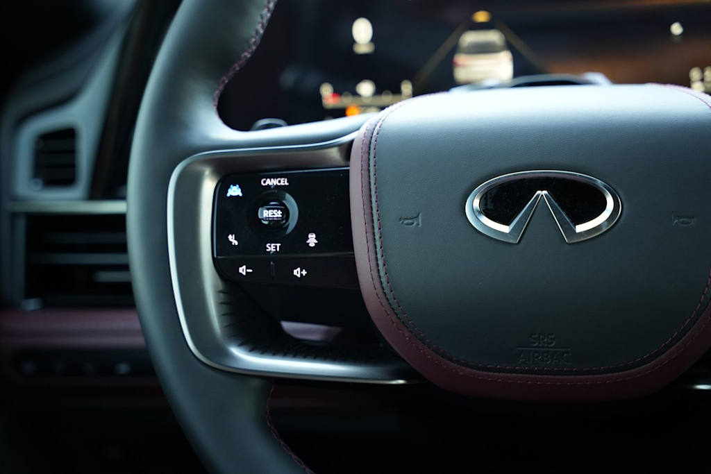 Thumbnail: 2026 INFINITI QX80 - 22