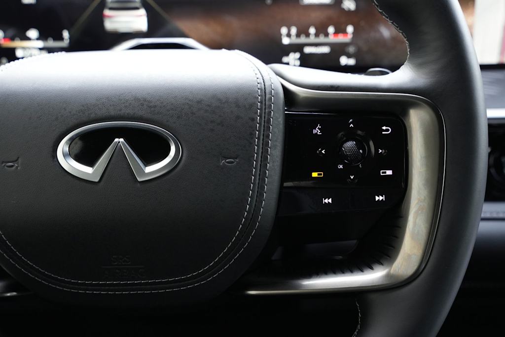 Thumbnail: 2026 INFINITI QX80 - 23