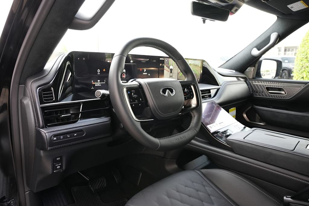 Thumbnail: 2026 INFINITI QX80 - 14