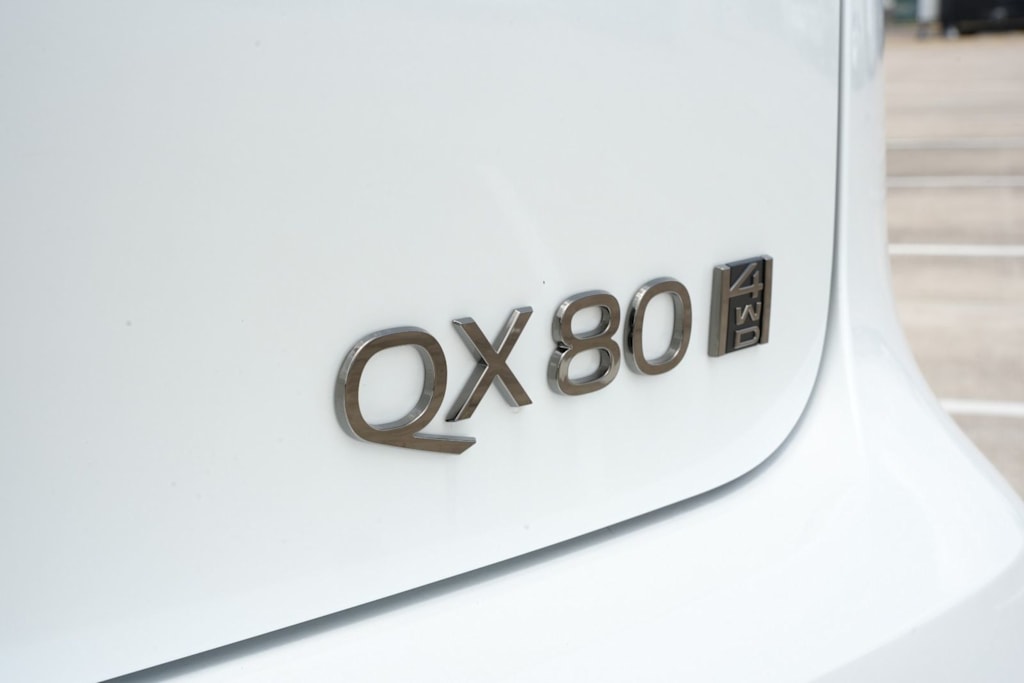 Thumbnail: 2026 INFINITI QX80 - 6