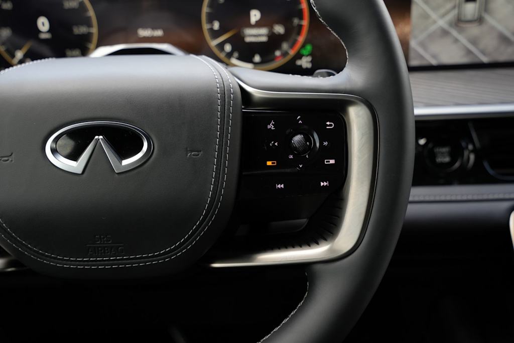 Thumbnail: 2026 INFINITI QX80 - 21