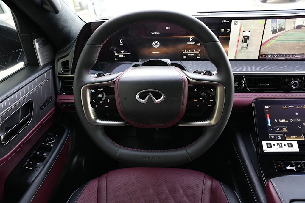 Thumbnail: 2026 INFINITI QX80 - 10