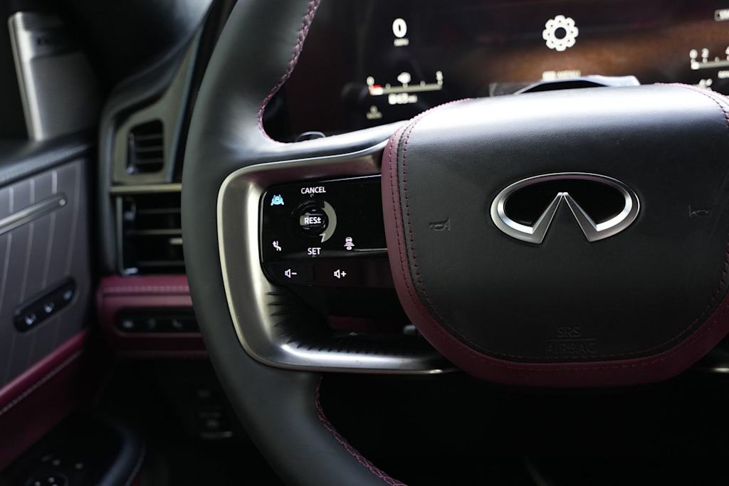 Thumbnail: 2026 INFINITI QX80 - 24