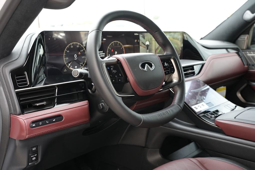 Thumbnail: 2026 INFINITI QX80 - 14