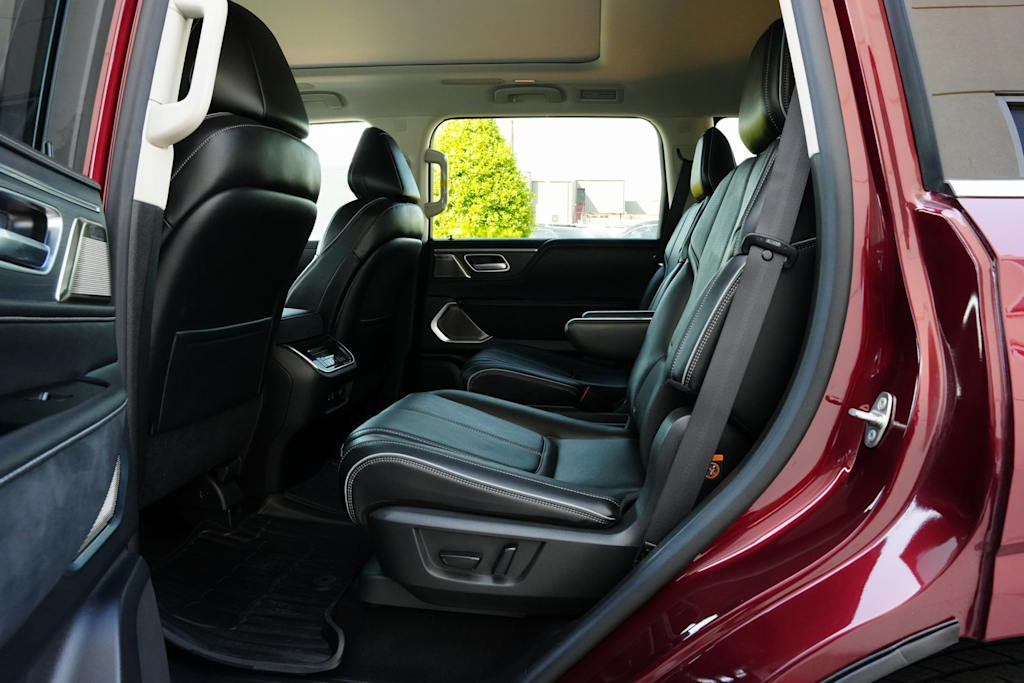 Thumbnail: 2025 INFINITI QX80 - 13