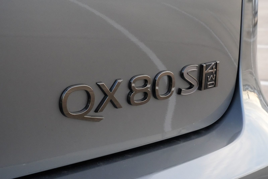 Thumbnail: 2026 INFINITI QX80 - 7